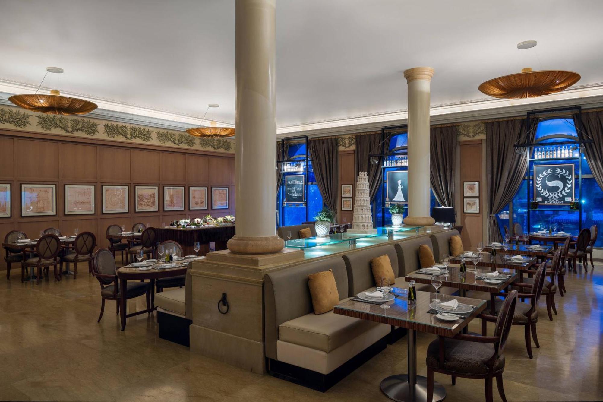 Sheraton Dammam Hotel & Convention Centre Екстериор снимка The interior of the restaurant