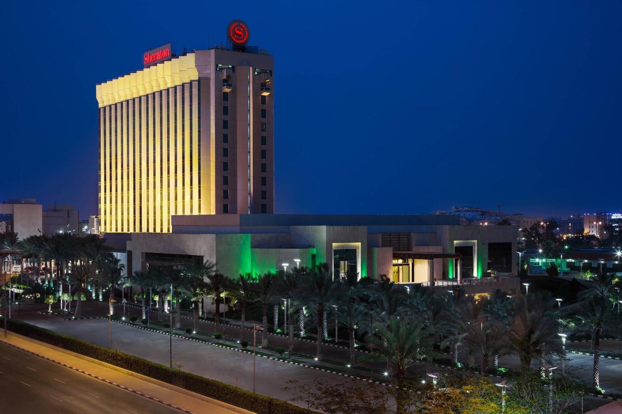Sheraton Dammam Hotel & Convention Centre Екстериор снимка Sheraton Riyadh Hotel and Towers