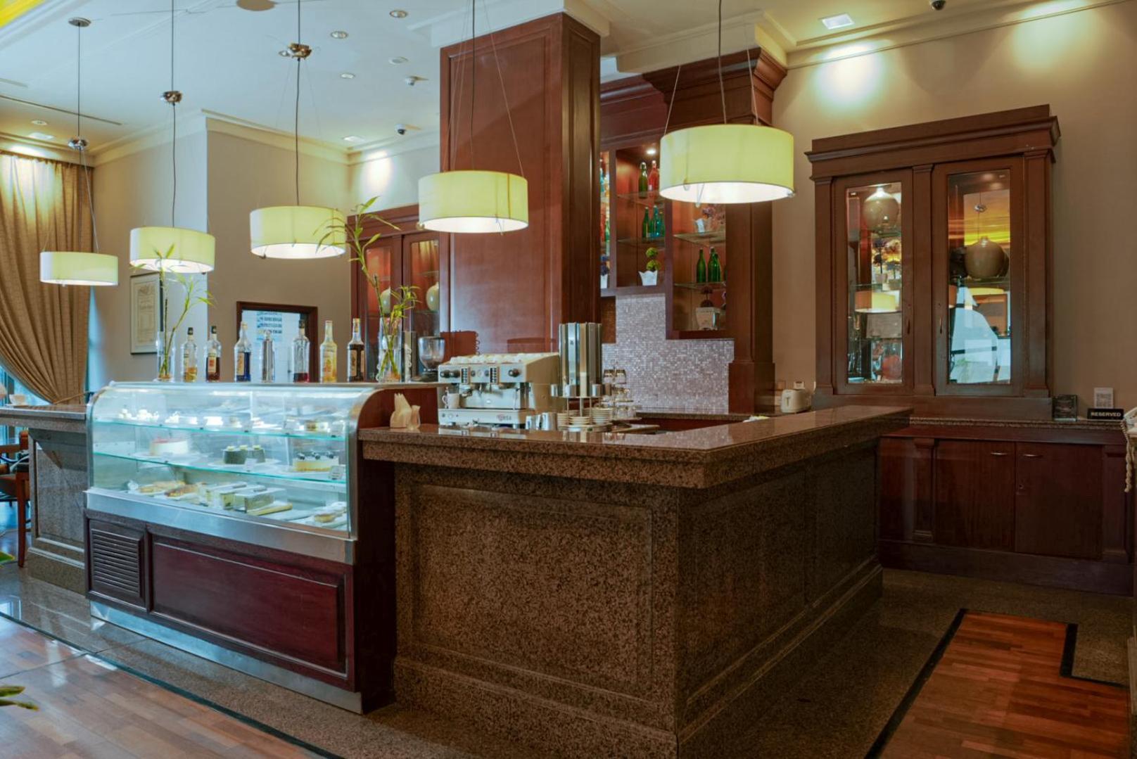 Sheraton Dammam Hotel & Convention Centre Екстериор снимка