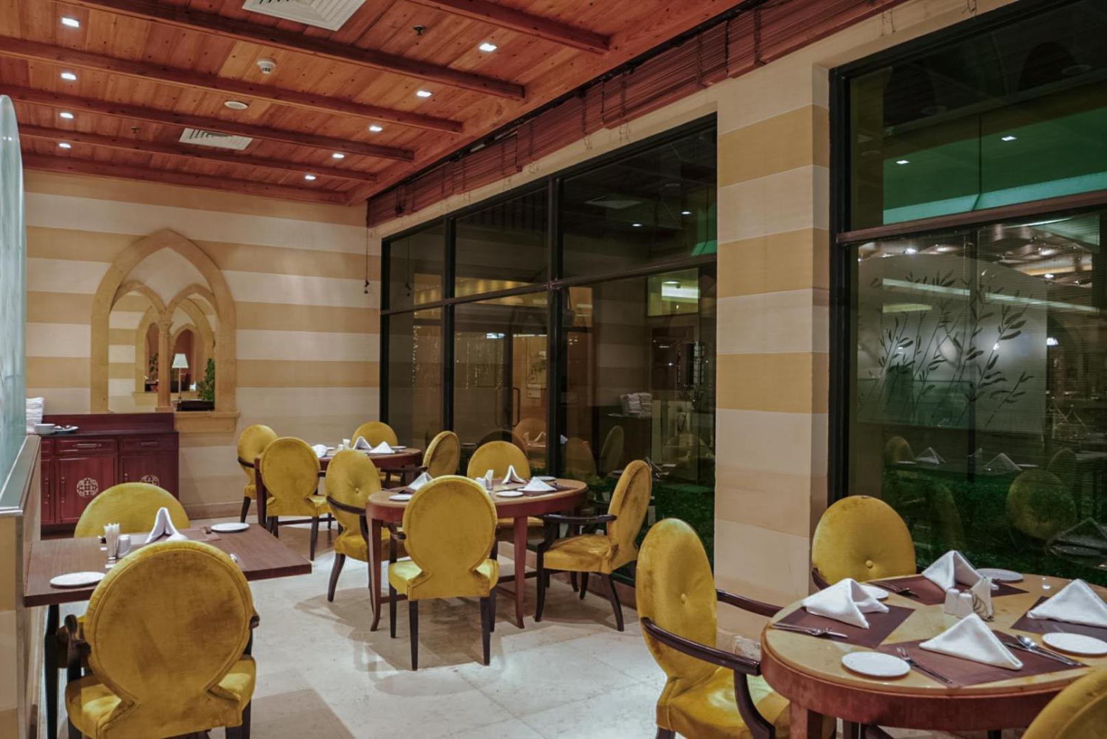 Sheraton Dammam Hotel & Convention Centre Екстериор снимка