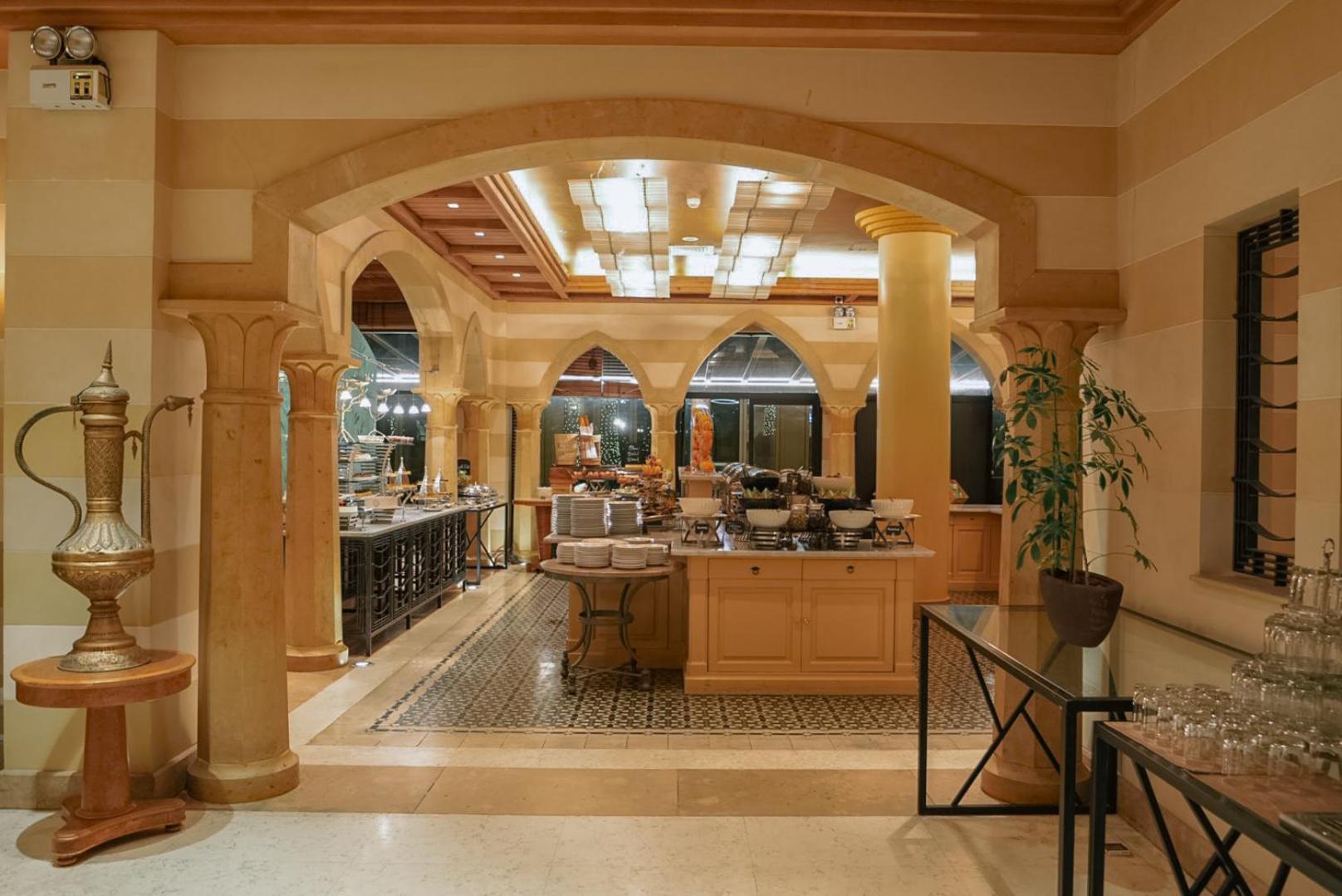 Sheraton Dammam Hotel & Convention Centre Екстериор снимка