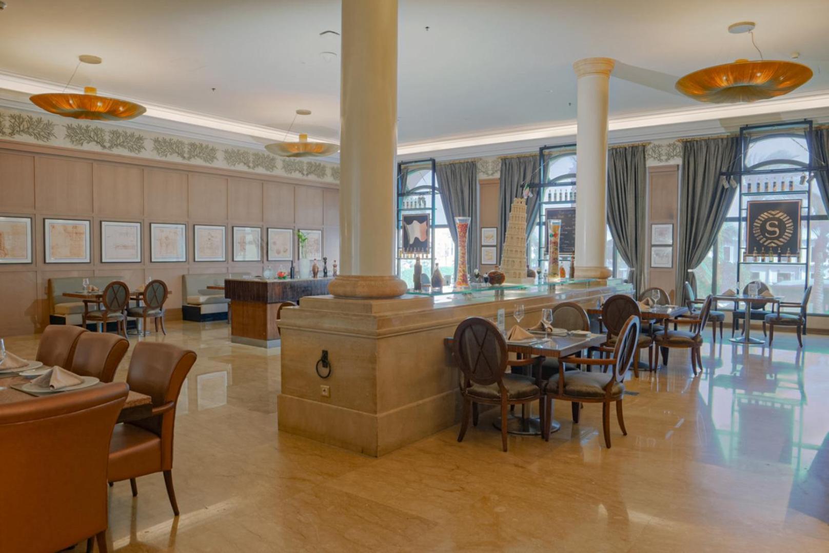 Sheraton Dammam Hotel & Convention Centre Екстериор снимка